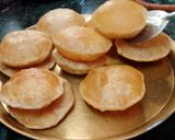 अजवाइन की पूरी (ajwain ki poori recipe in Hindi) रेसिपी चरण 5 फोटो