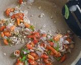 Foto langkah ke 3 dari resep Oseng Ayam Sambal Matah.