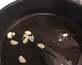 Foto langkah ke 3 dari resep Kacang kapri tumis daging sapi.