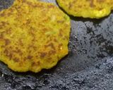 A picture of step 3 of Peas Mini Cheela.