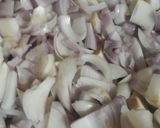 A picture of step 1 of Sindhi biryani.
