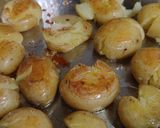 Foto del paso 3 de la receta: Papines "rotos"