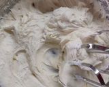 Foto langkah ke 5 dari resep Es Doger Dessert Box.