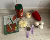 Foto del paso 7 de la receta: Pizza vegana de chorizo y champiñones
