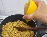 A picture of step 6 of Apple crumble.