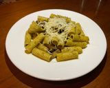 Hình bước làm 3 của món Pasta và sốt pesto