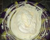 A picture of step 1 of Cake and butter icing decoration.