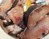 Foto langkah ke 1 dari resep Gulai Kuning Ikan Tenggiri.