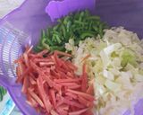 A picture of step 3 of Chicken Chowmein.