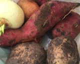 Foto del paso 1 de la receta: Papas rústicas crocantes con milanesas de carne caseras🥔🥩