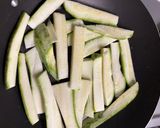 Foto del paso 2 de la receta: Ensalada proteica con camarones 🥗🍤