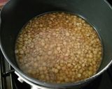 A picture of step 4 of Lentil soup.