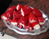 Foto del paso 6 de la receta: Pimientos del piquillo rellenos de merluza y palitos de cangrejo