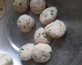 A picture of step 2 of Banana puri.