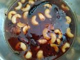 মিক্সড ফ্রুট টমেটো চাটনি (Mixed fruit tomato chutney recipe in Bengali)