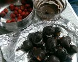 A picture of step 1 of Chocolate coated Strawberry.