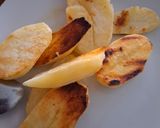 Foto del paso 4 de la receta: Tortilla de porotos verdes y papas doradas