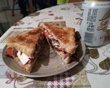 Foto del paso 2 de la receta: Sándwich de queso fresco y anchoas