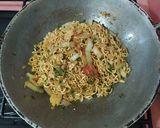 Foto langkah ke 3 dari resep Mie Telur Kecap.