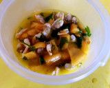 Foto del paso 5 de la receta: Ceviche de almejas con aguacate y melocotón al aroma de naranja