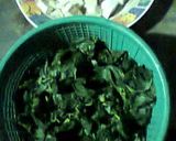 Foto langkah ke 5 dari resep Tumis daun singkong rencah tempe.
