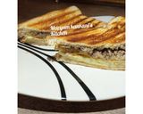 A picture of step 9 of Sardine sandwich.