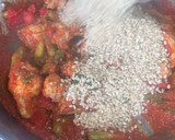 Foto del paso 6 de la receta: Arroz integral con conejo y espárragos verdes