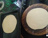 A picture of step 6 of Soya Paneer Sunflower Pratha.