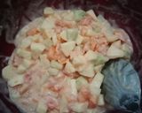 Foto langkah ke 2 dari resep Salad buah keju.