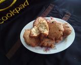 Foto langkah ke 5 dari resep Telur dadar kelapa parut.