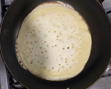 Foto del paso 2 de la receta: Panqueque con Manjar y Frutilla