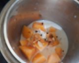 A picture of step 3 of Muskmelon almond milk shake.