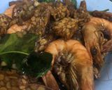 Foto langkah ke 4 dari resep Udang Tempe Goreng Mentega.
