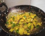 A picture of step 4 of Chutney wale khatte meethe kaddu ki sabzi.