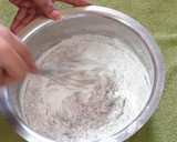 எக்லெஸ் ரெட் வெல்வட் கேக் (Eggless red velvet cake recipe in tamil) ரெசிபி ஸ்டேப் 3 புகைப்படம்