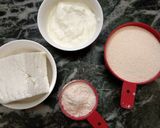 A picture of step 1 of Suji chilla.