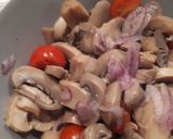 Foto del paso 1 de la receta: "Merengue" salado de champiñones y cherries