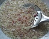 Gambar langkah 1 resipi Mee Kolok Ayam.