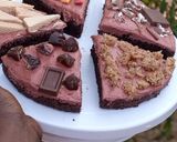 A picture of step 5 of Brownie pizza.