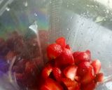 A picture of step 2 of Strawberry, Banana chia pudding.