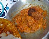 A picture of step 6 of Bhindi Masala.