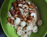 धनिया पंजीरी(dhaniya panjiri recipe in hindi) रेसिपी चरण 2 फोटो