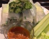 Hình bước làm 4 của món Gỏi Cuốn & Nước Chấm Bơ Đậu Phộng Kiểu Mỹ