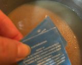 Foto del paso 2 de la receta: Receta de aprovechamiento: Sirope de manzana con manzanas pochadas