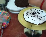 2 टायर किट कैट गेम्स चॉकलेट केक रेसिपी चरण 14 फोटो