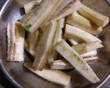 A picture of step 1 of Raw Banana Fries.