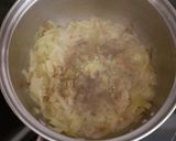 Bőrös malaccomb hagymás burgonyával recept fázis 2 fotója