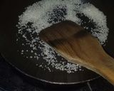 Foto langkah ke 3 dari resep Piscok Karamel.