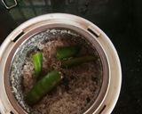 A picture of step 3 of Murungai Keerai Poricha Kottu.