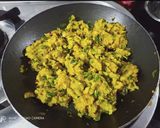 A picture of step 2 of Bread Samosa.